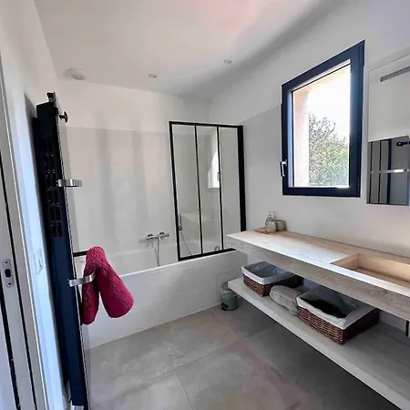 Privee-piscine-vue Mer-pinarello-cirindinu *