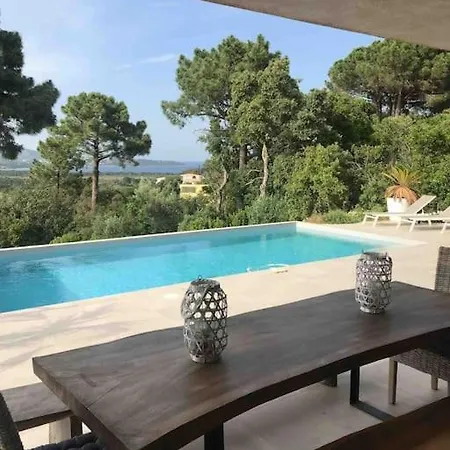 Privee-piscine-vue Mer-pinarello-cirindinu