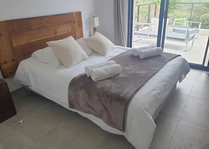 Privée-piscine-vue Mer-pinarello-cirindinu