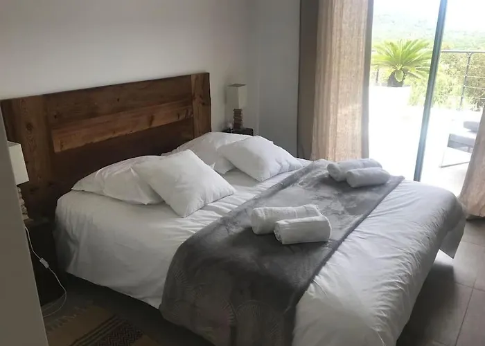 Villa Privée-piscine-vue Mer-pinarello-cirindinu *