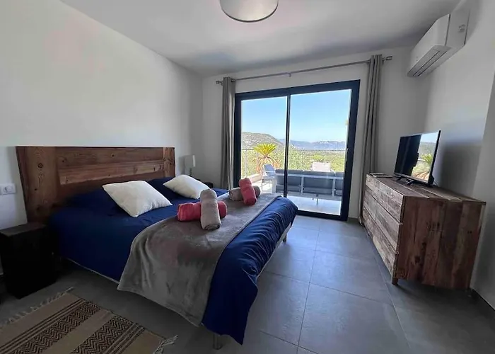Privée-piscine-vue Mer-pinarello-cirindinu Villa Zonza