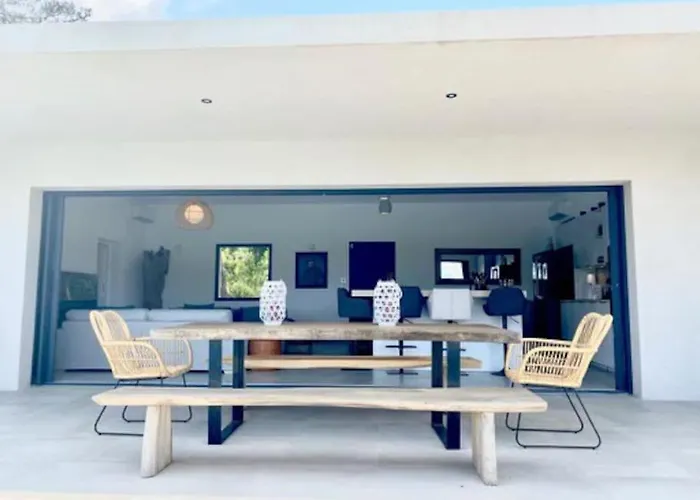 Villa Privée-piscine-vue Mer-pinarello-cirindinu Zonza