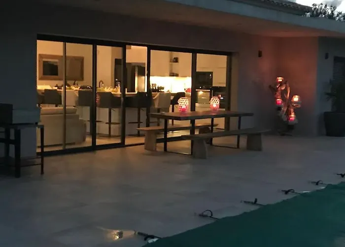 Privée-piscine-vue Mer-pinarello-cirindinu * Zonza