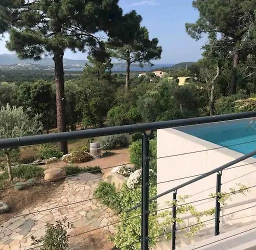 Privée-piscine-vue Mer-pinarello-cirindinu Villa *