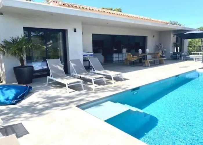 Villa Privée-piscine-vue Mer-pinarello-cirindinu *