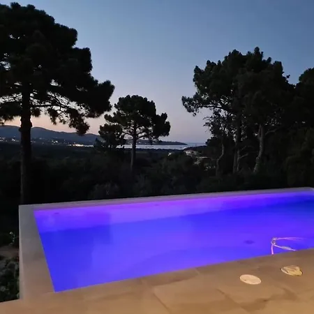 Villa Privee-piscine-vue Mer-pinarello-cirindinu Zonza