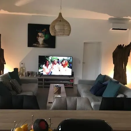 Privee-piscine-vue Mer-pinarello-cirindinu Zonza