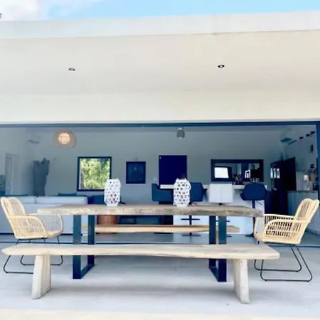 Villa Privee-piscine-vue Mer-pinarello-cirindinu Zonza