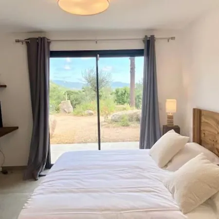 Villa Privee-piscine-vue Mer-pinarello-cirindinu