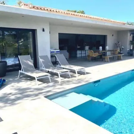 Villa Privee-piscine-vue Mer-pinarello-cirindinu *