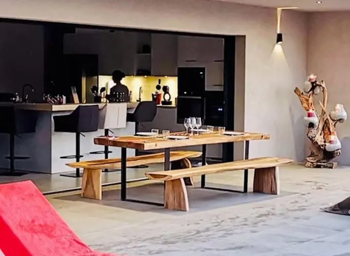 Privee-piscine-vue Mer-pinarello-cirindinu Vila