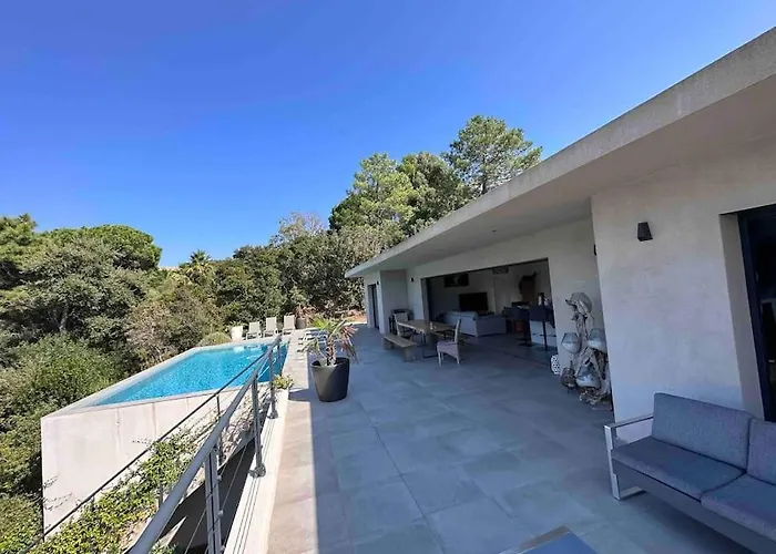 Vila Privee-piscine-vue Mer-pinarello-cirindinu *